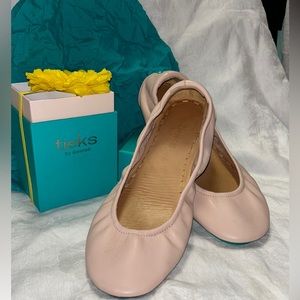 Tieks ballet pink ballet flat size 8